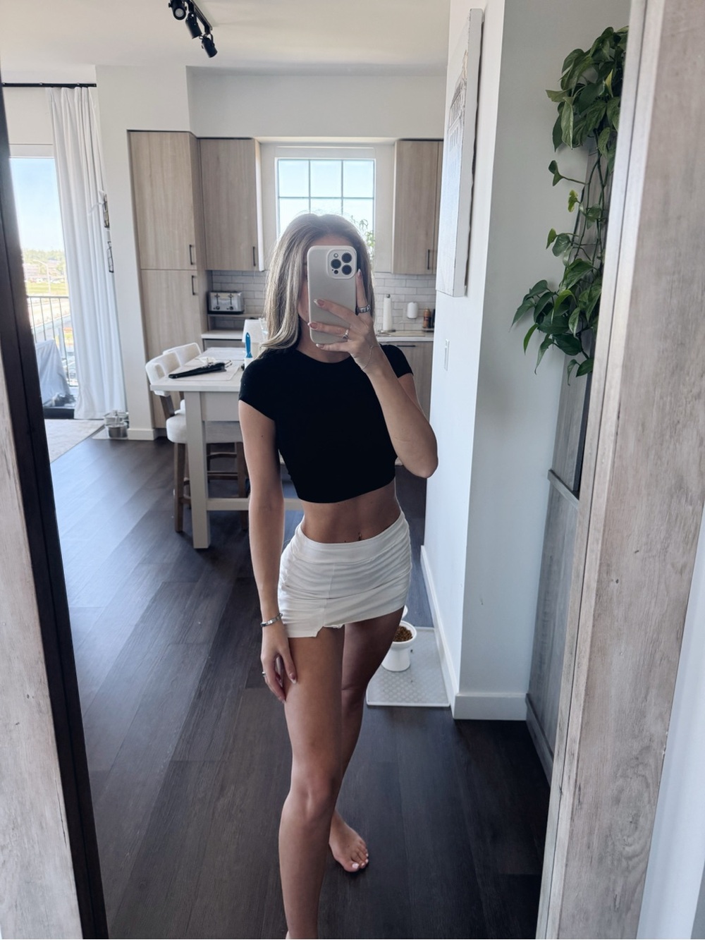 SHEIN Black Short Sleeve Open Back Crop Top (Size XS)